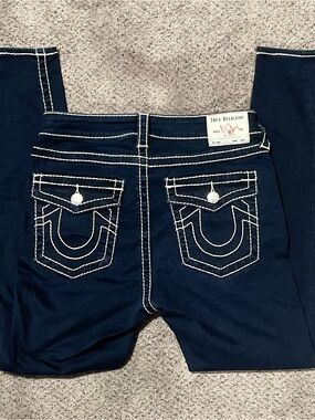 True Religion Dark Wash Skinny Jeans White Stitch NWT Size 30